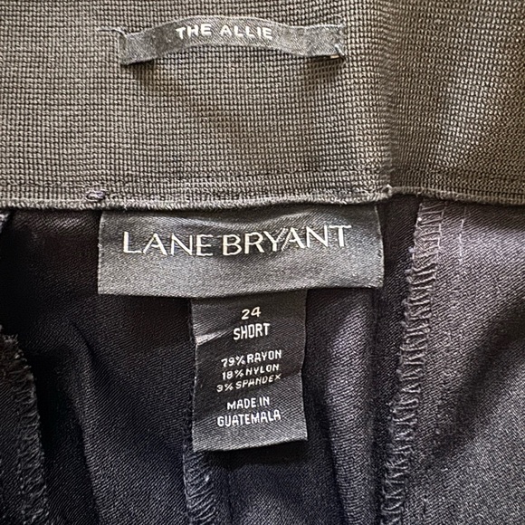 Lane Bryant Allie Black pant size 24 short - Picture 2 of 2